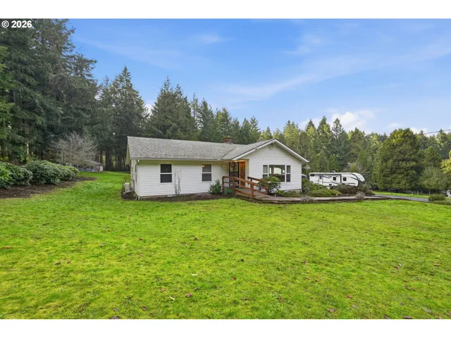 $565,000 | 36778 Shoreview Drive, Dorena, OR 97434