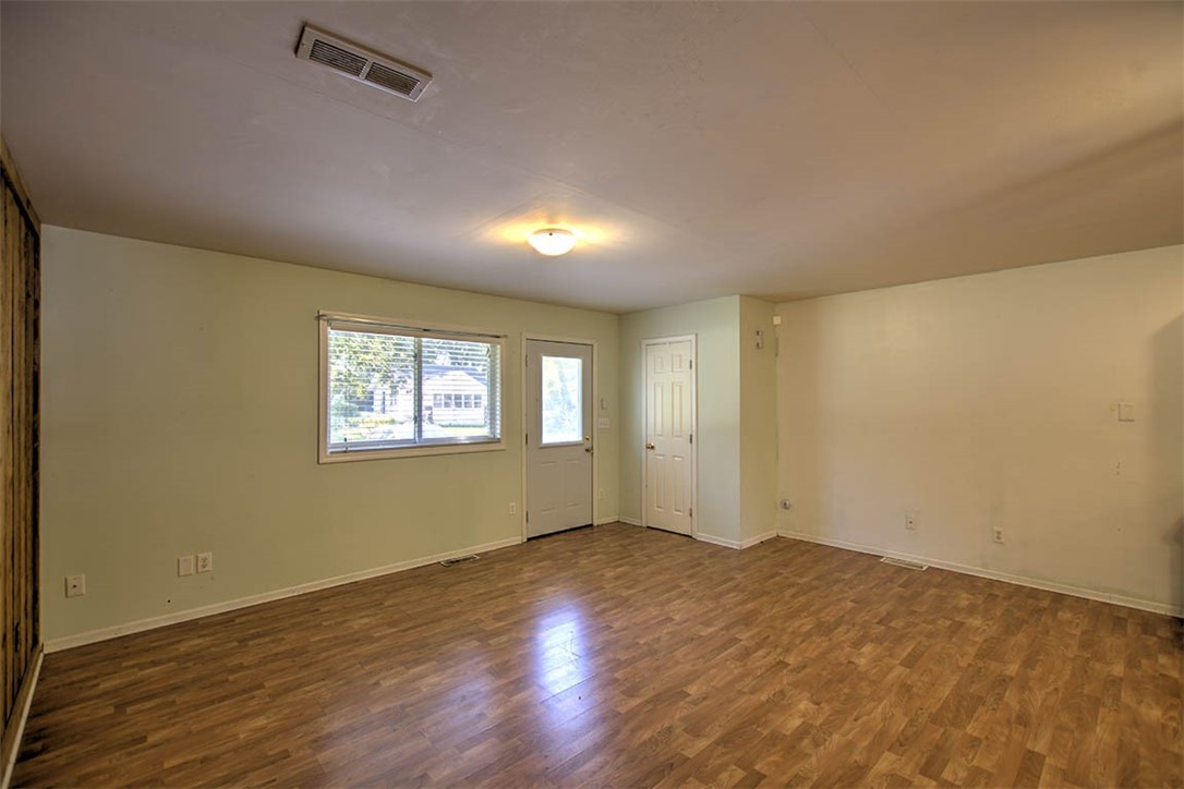1706 West Division Street Decatur, IL 62526 - Photo 4 of 17