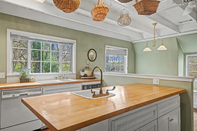 $699,500 | 10690 White Oak Road, Plymouth, CA 95669