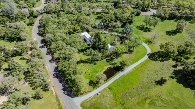 $699,500 | 10690 White Oak Road, Plymouth, CA 95669