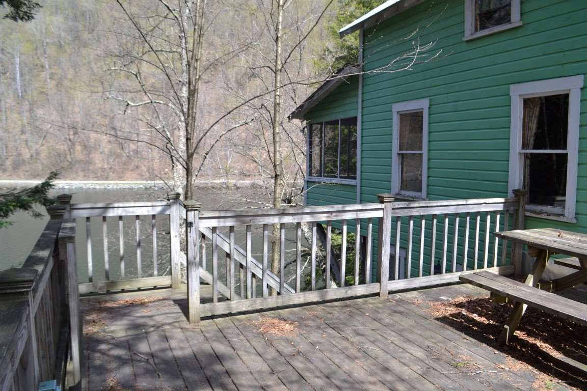68 Poplar Road Woodbury, VT 05681 - Photo 3 of 33 Gallery Image 3