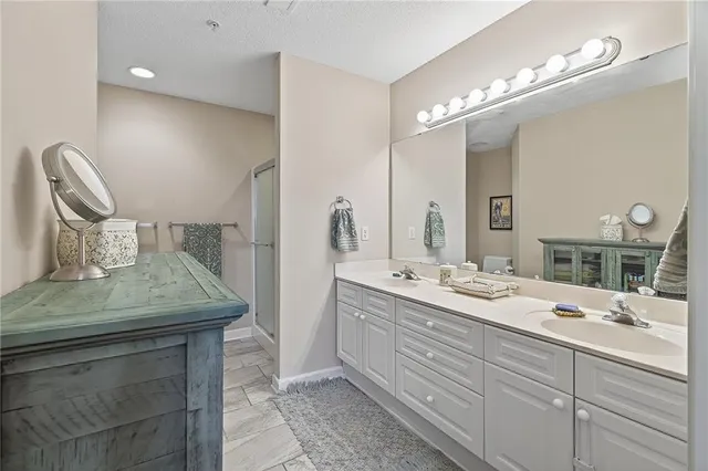 $345,000 | 23154 West 71st Terrace, Shawnee, KS 66227