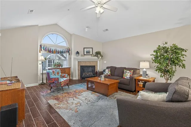 $345,000 | 23154 West 71st Terrace, Shawnee, KS 66227