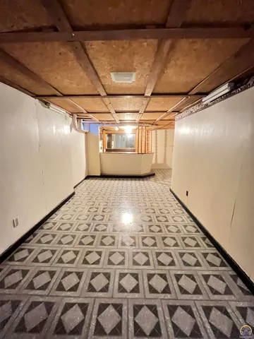 $159,900 | 218 South Cottonwood Street, Emporia, KS 66801