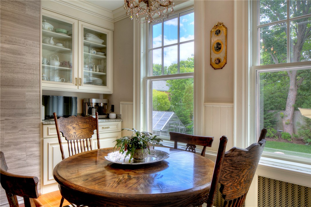 9 Kay Street Newport, RI 02840 - Photo 13 of 26