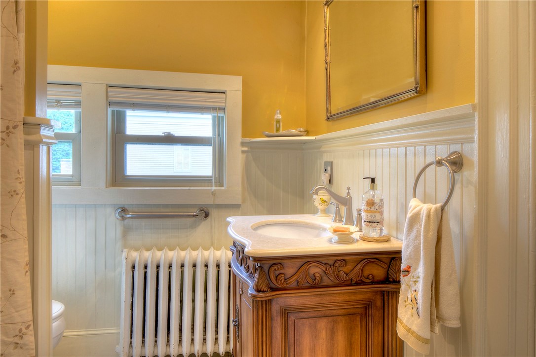 9 Kay Street Newport, RI 02840 - Photo 22 of 26