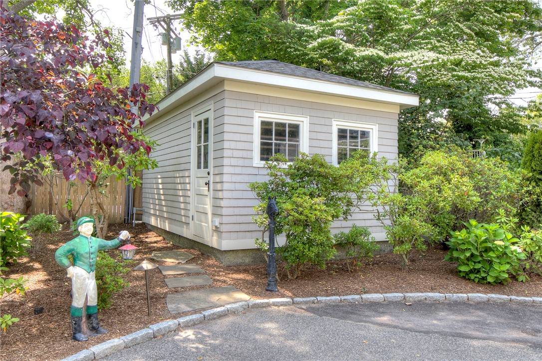 9 Kay Street Newport, RI 02840 - Photo 25 of 26