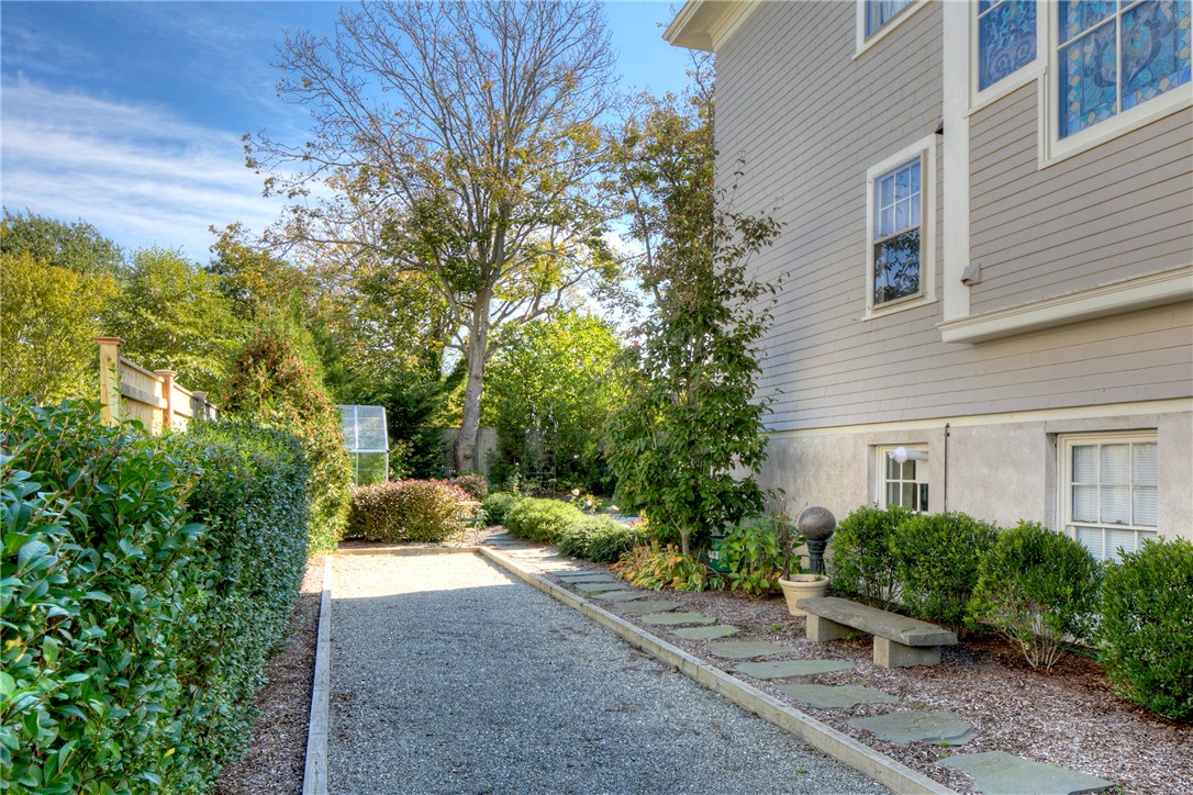 9 Kay Street Newport, RI 02840 - Photo 26 of 26 Bocce Court