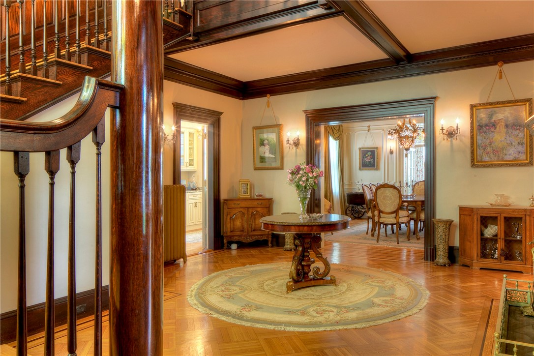 9 Kay Street Newport, RI 02840 - Photo 3 of 26