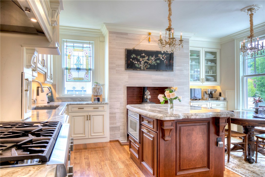 9 Kay Street Newport, RI 02840 - Photo 10 of 26