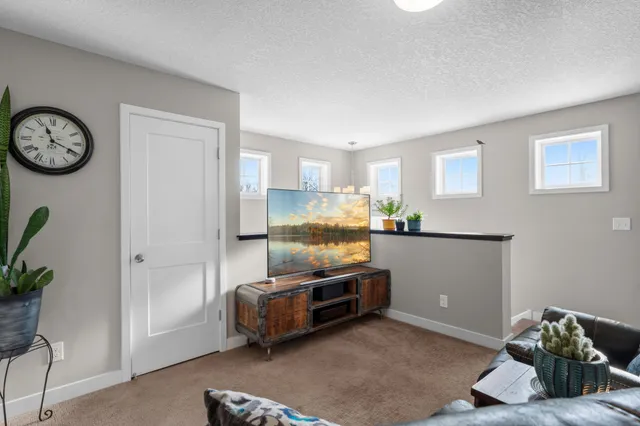 $375,000 | 5848 Moonlight Drive, Prior Lake, MN 55372