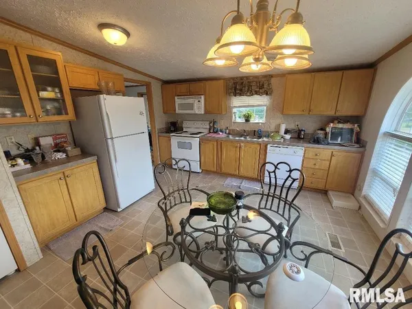 $53,000 | 315 3rd Avenue, Grand Tower, IL 62942