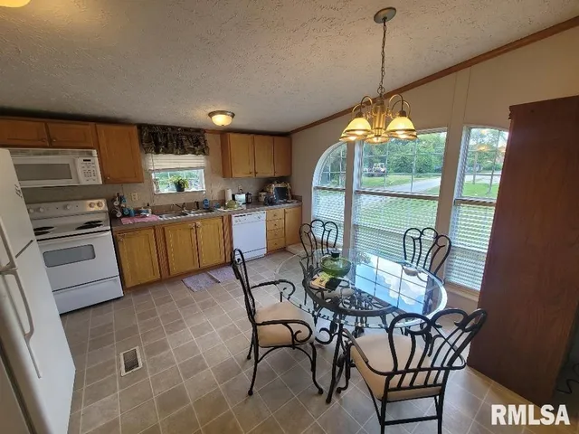 $63,000 | 315 3rd Avenue, Grand Tower, IL 62942