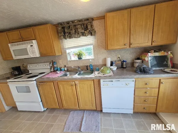 $53,000 | 315 3rd Avenue, Grand Tower, IL 62942