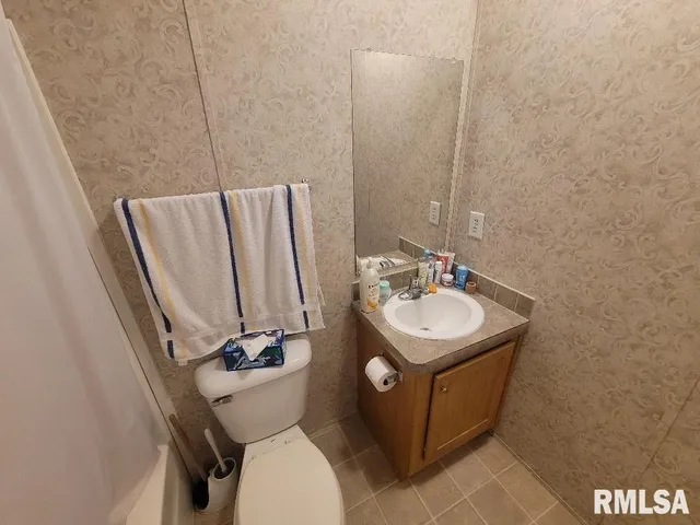 $63,000 | 315 3rd Avenue, Grand Tower, IL 62942