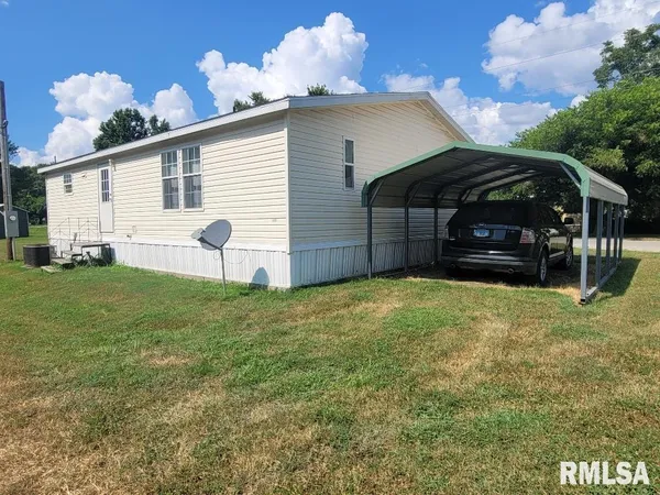 $53,000 | 315 3rd Avenue, Grand Tower, IL 62942