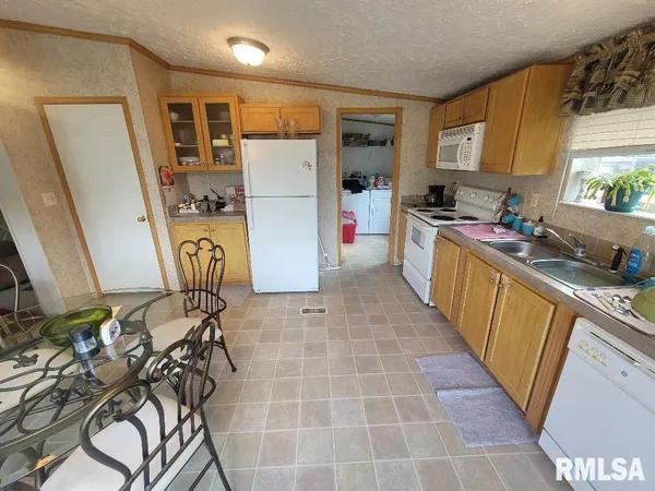 $53,000 | 315 3rd Avenue, Grand Tower, IL 62942