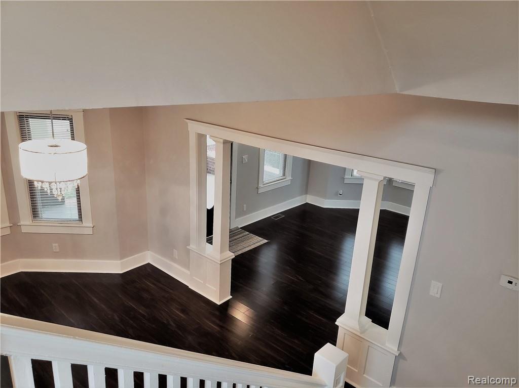 16022 Allen Road Taylor, MI 48180 - Photo 20 of 42 LIVING ROOM/DINING ROOM