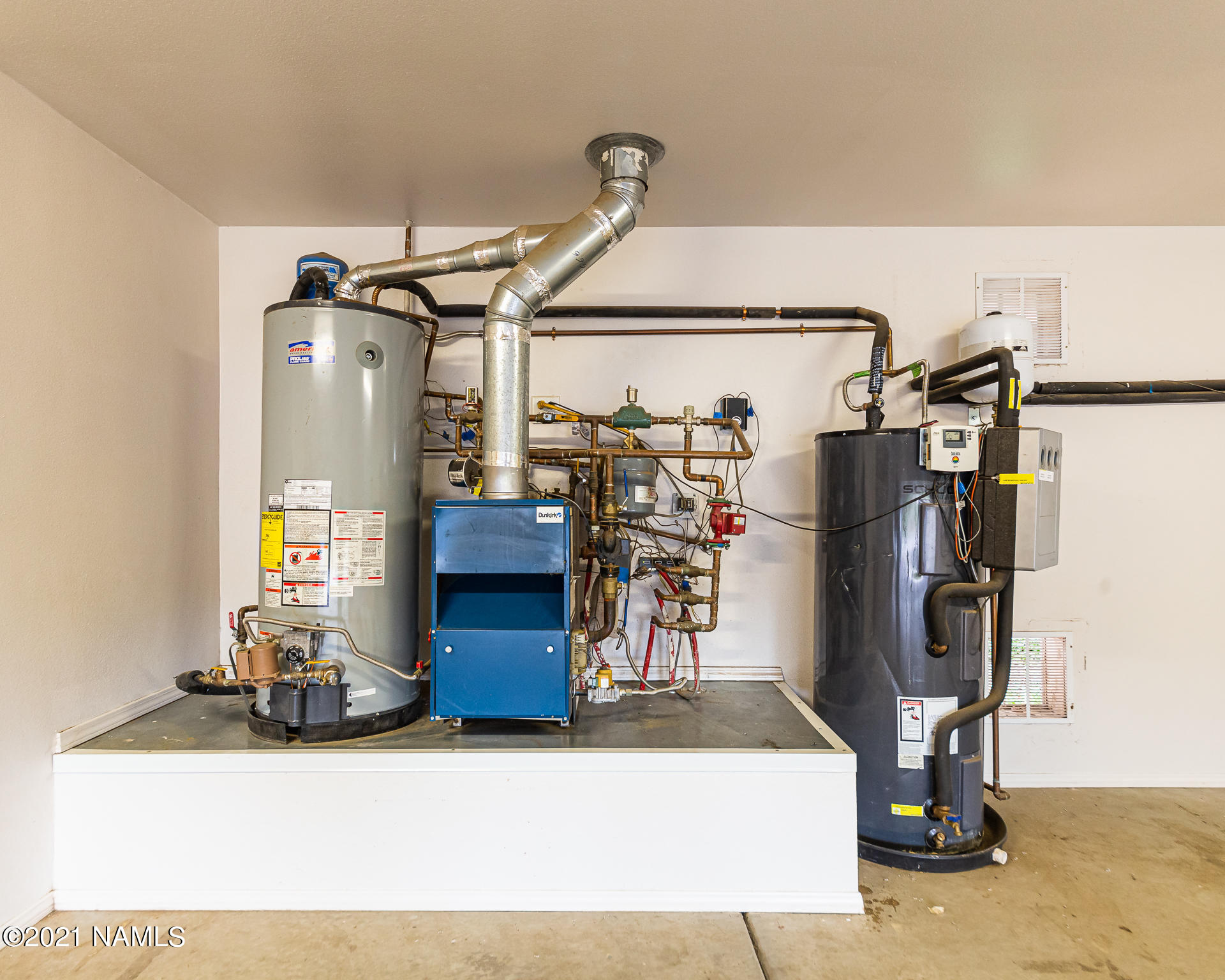 10965 Sage Road Flagstaff, AZ 86004 - Photo 46 of 57 Inside garage