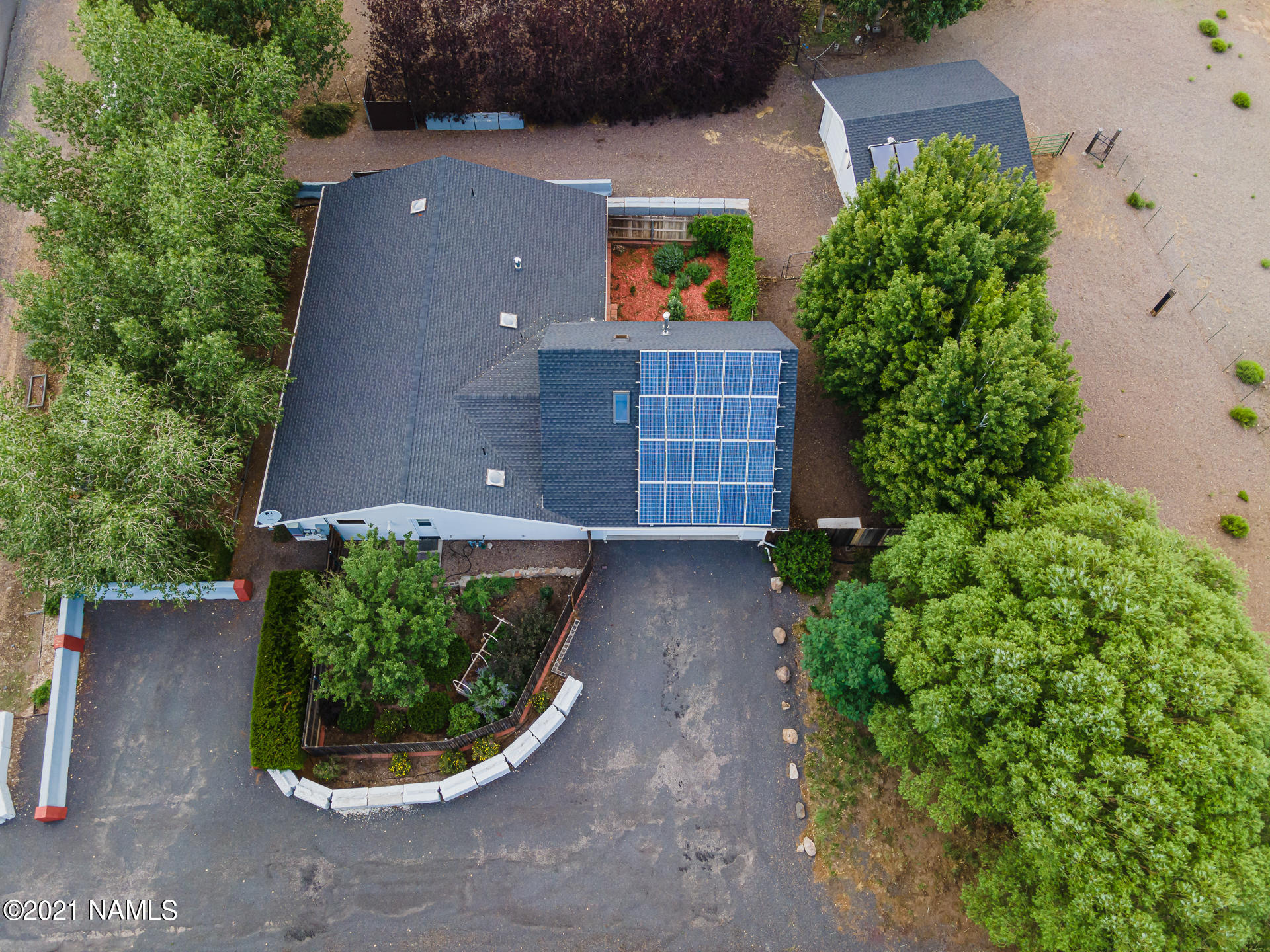 10965 Sage Road Flagstaff, AZ 86004 - Photo 5 of 57 20210727_BHGREGVN_10965 SAGE_MAVIC_RD_St
