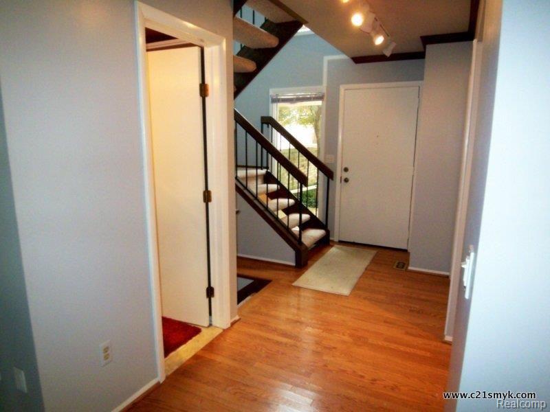 Foyer/Entry