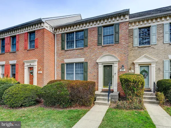 $3,450 | 29 Tenby Court, Lutherville-Timonium, MD 21093