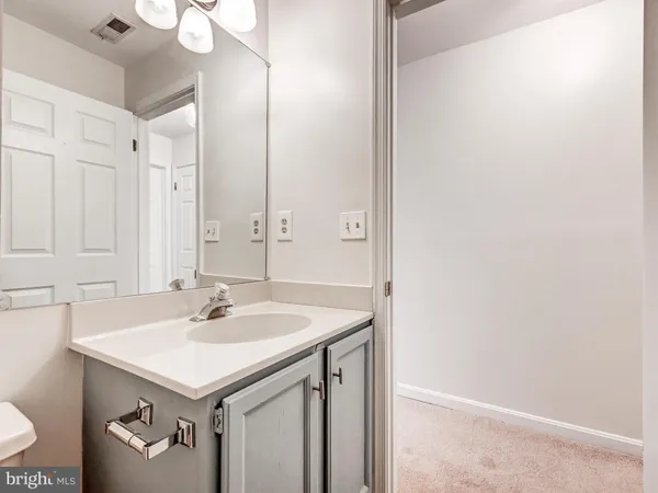 $3,450 | 29 Tenby Court, Lutherville-Timonium, MD 21093