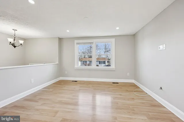 a view of empty room with window