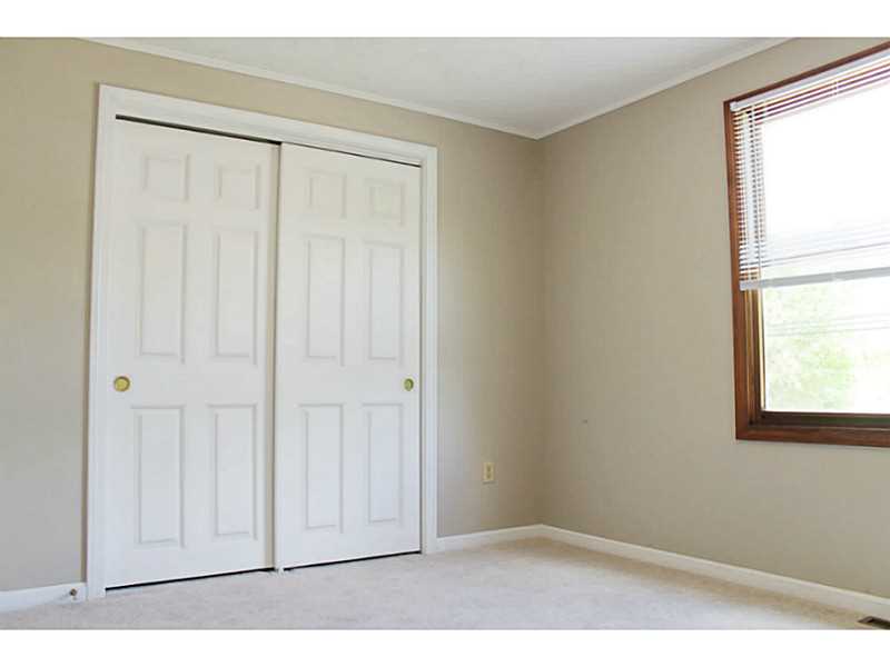 2552 Mendon Road Cumberland, RI 02864 - Photo 11 of 19 Interior Space/Layout.