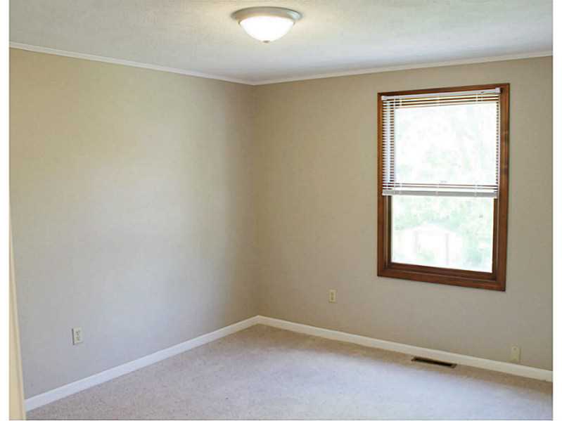 2552 Mendon Road Cumberland, RI 02864 - Photo 12 of 19 Interior Space/Layout.