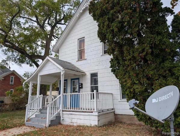 $198,000 | 220 West Park Street, Lapeer, MI 48446