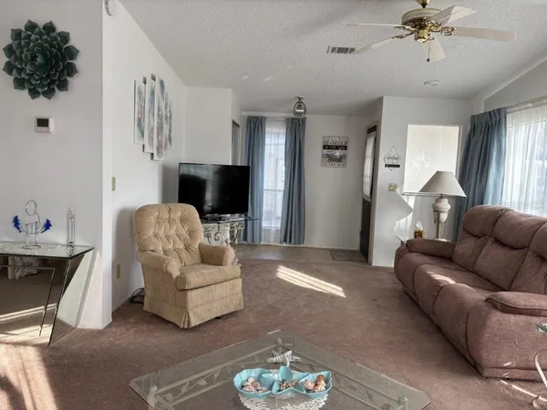 $3,000 | 617 Webb Way, Lady Lake, FL 32159
