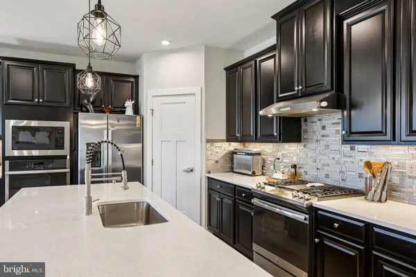 $725,000 | 70 Lady Harrington Drive, York, PA 17402