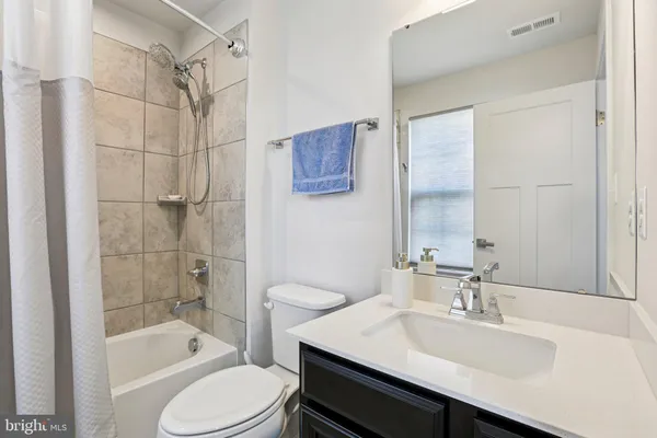 $725,000 | 70 Lady Harrington Drive, York, PA 17402