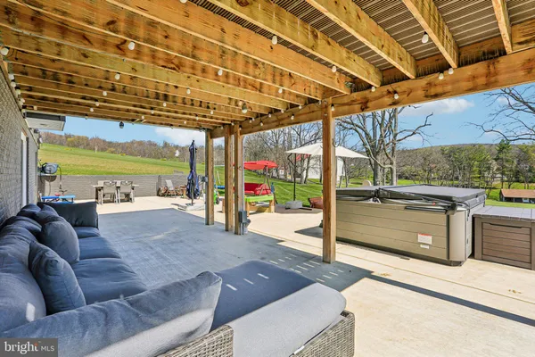$725,000 | 70 Lady Harrington Drive, York, PA 17402