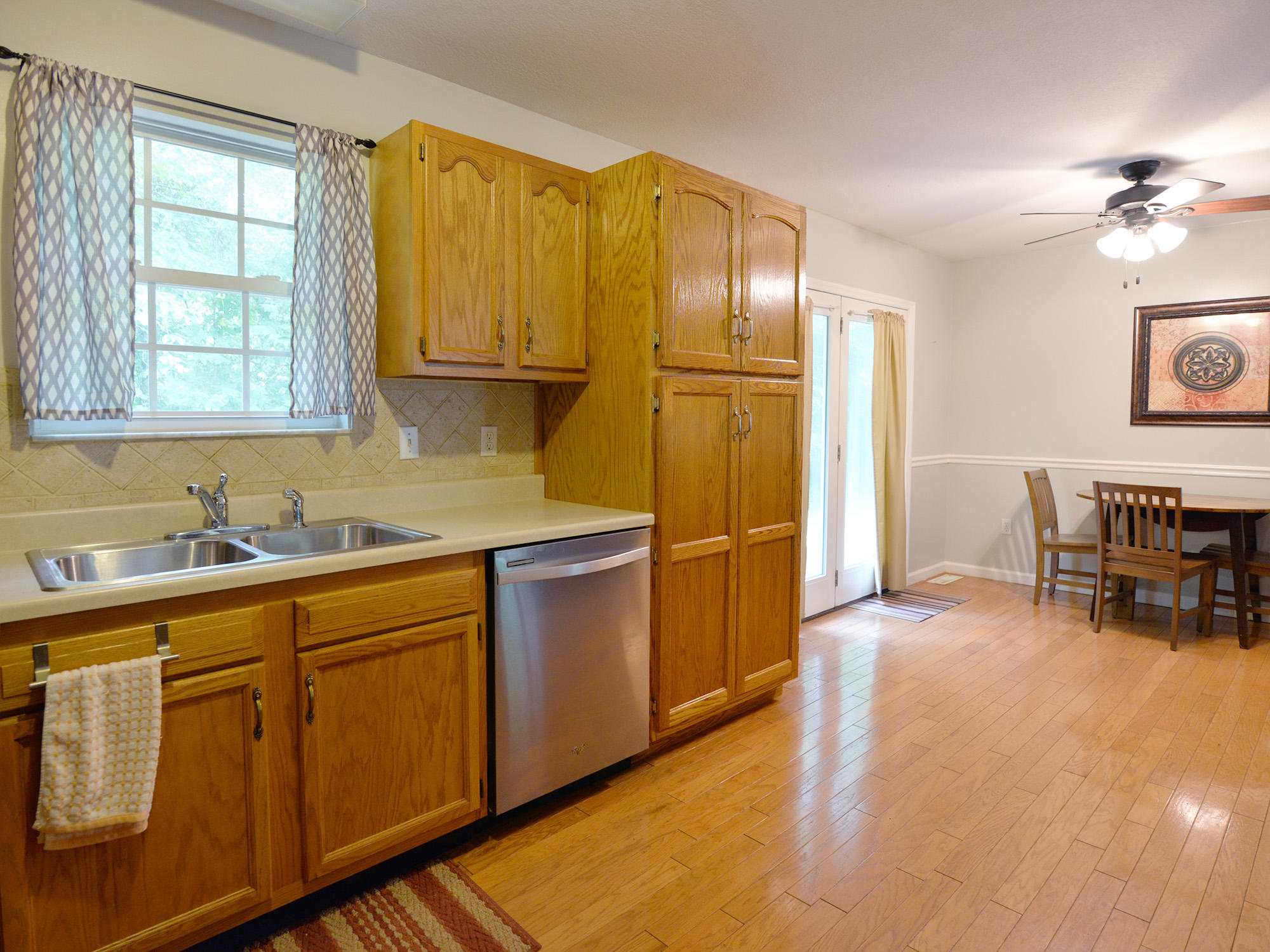 129 Butterfly Lane Heiskell, TN 37754 - Photo 9 of 19 129 Butterfly Ln 10