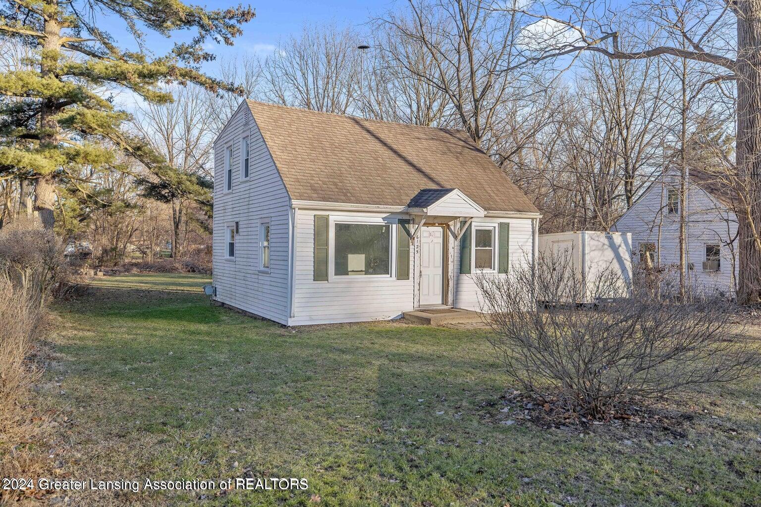 6125 Hilliard Road Lansing, MI 48911 - Photo 5 of 23 20240208191732253508000000-o