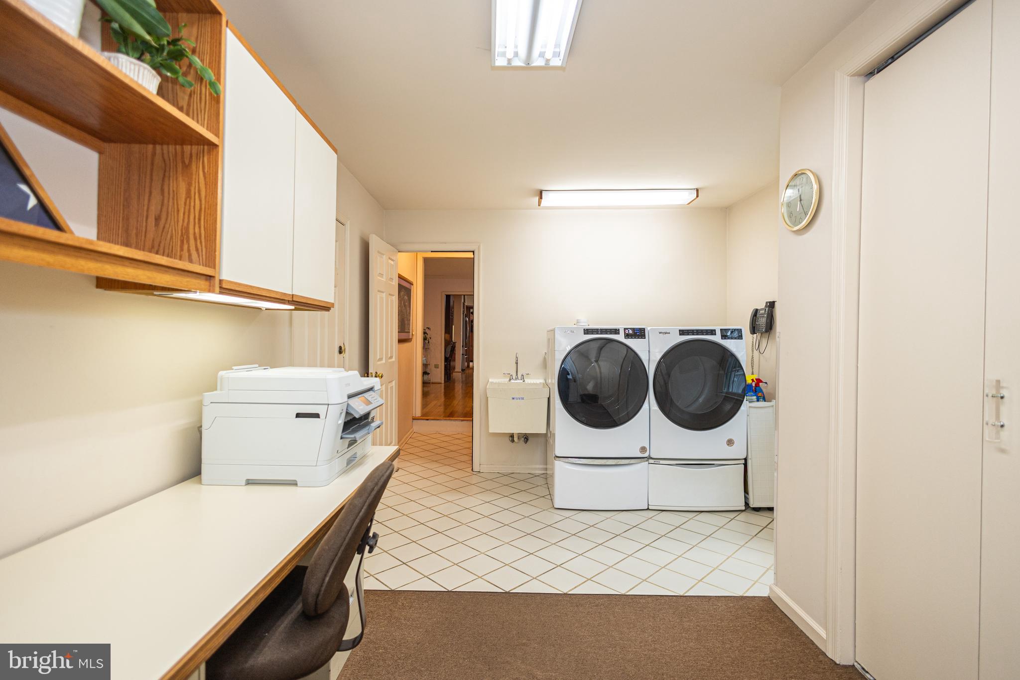 649 Teich Drive Yardley, PA 19067 - Photo 26 of 63 a utility room with dryer and washer