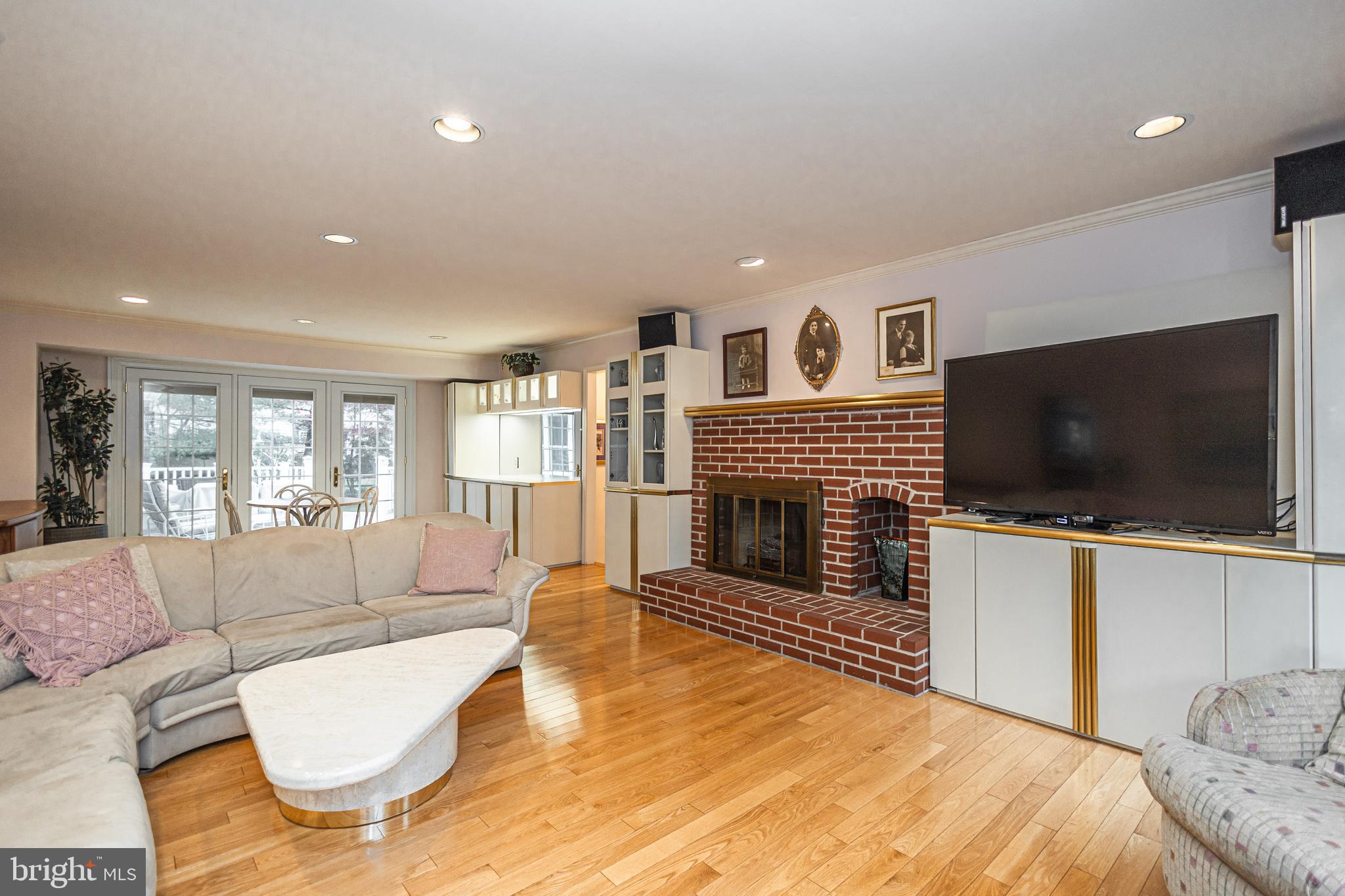 649 Teich Drive Yardley, PA 19067 - Photo 10 of 63 a living room with furniture and a flat screen tv