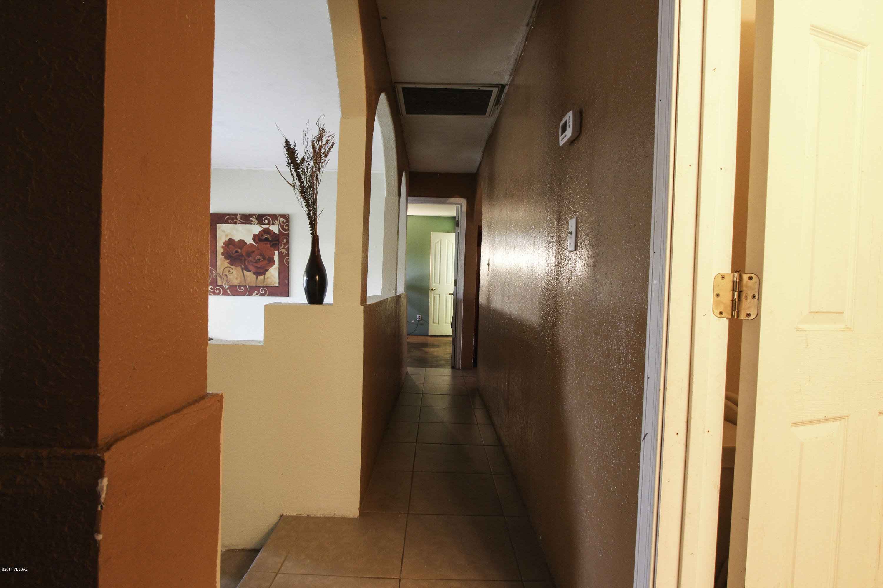 2732 West Bird Road Tucson, AZ 85746 - Photo 9 of 21 Gallery Image 9