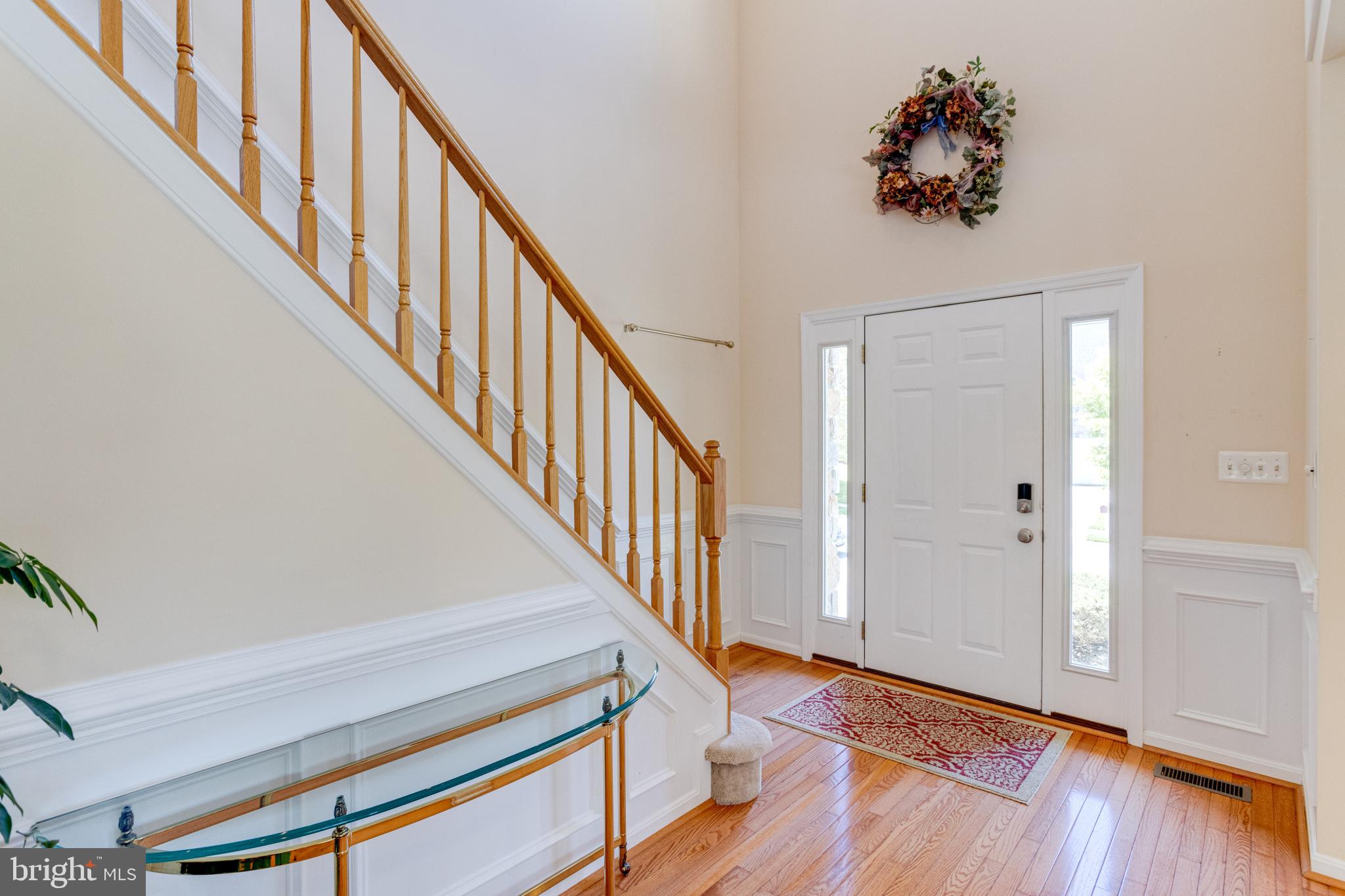 1 Broadbridge Road White Marsh, MD 21237 - Photo 5 of 104 Bright Two-Story Foyer