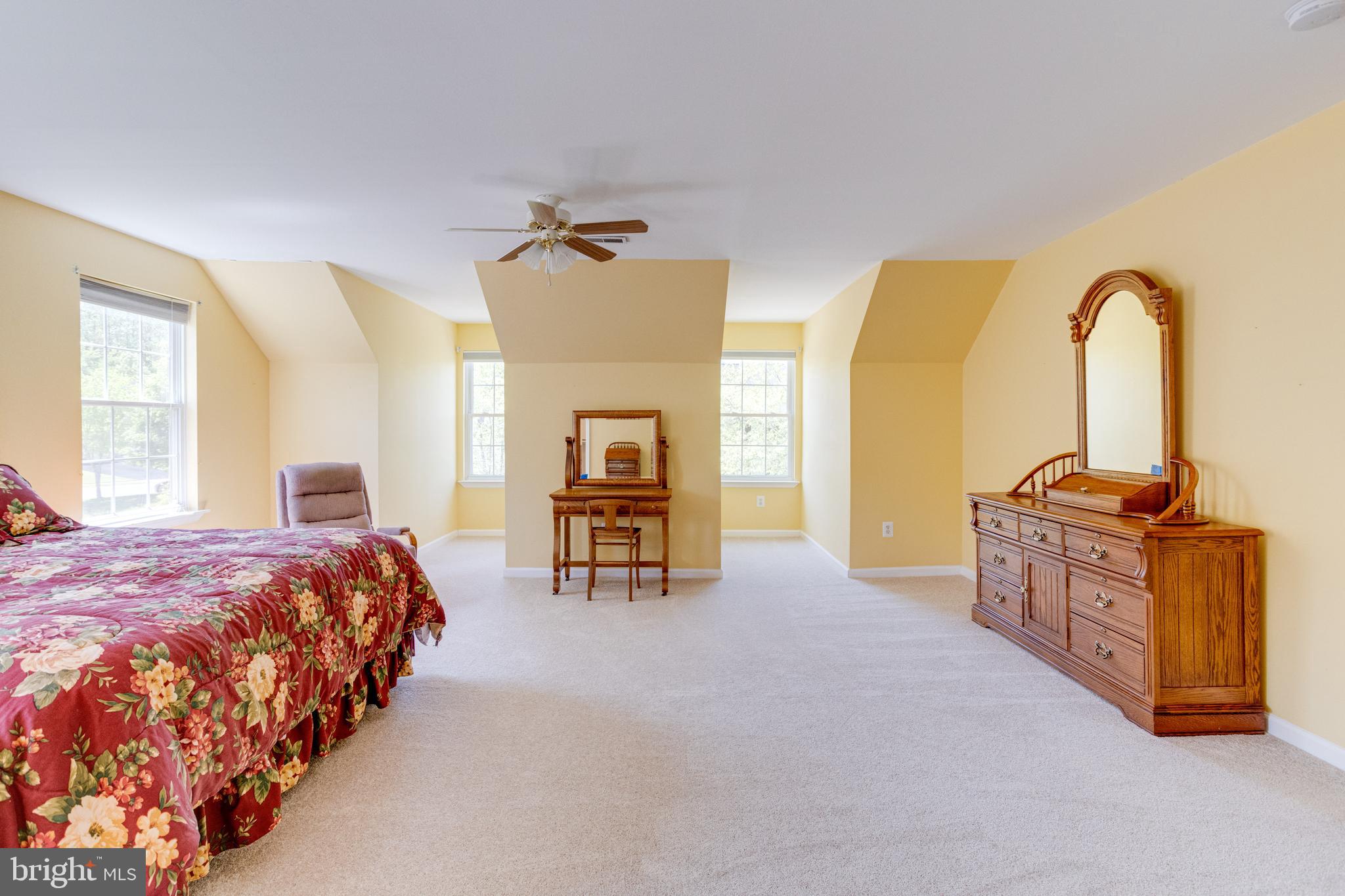 1 Broadbridge Road White Marsh, MD 21237 - Photo 54 of 104 Plush Carpeting
