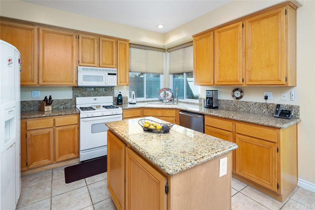 20 Wayfaire Rancho Santa Margarita, CA 92688 - Photo 12 of 43