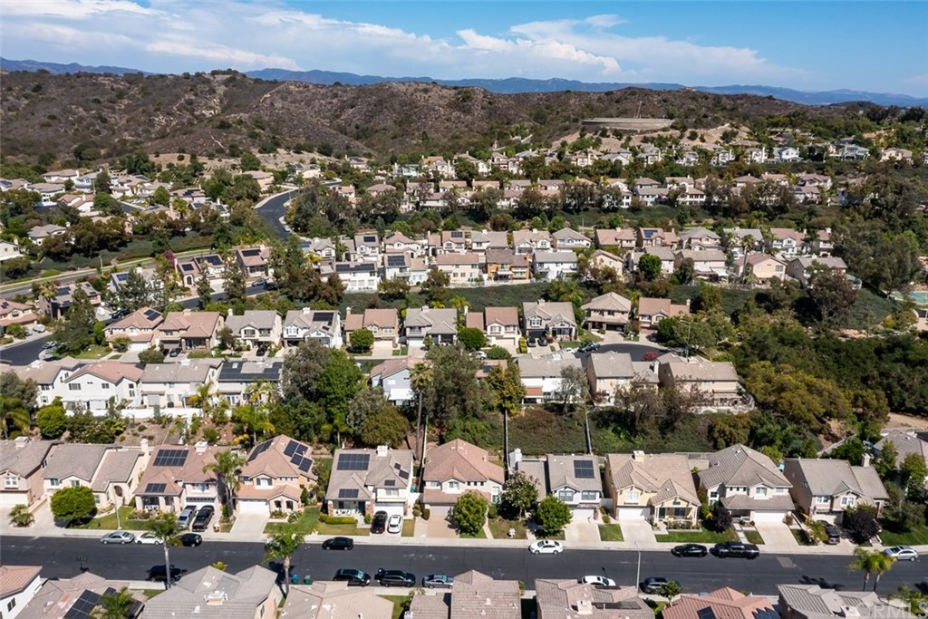 20 Wayfaire Rancho Santa Margarita, CA 92688 - Photo 35 of 43