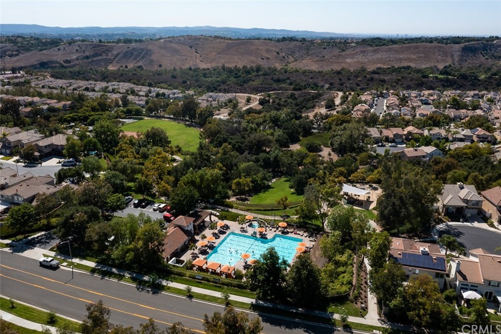 20 Wayfaire Rancho Santa Margarita, CA 92688 - Photo 38 of 43