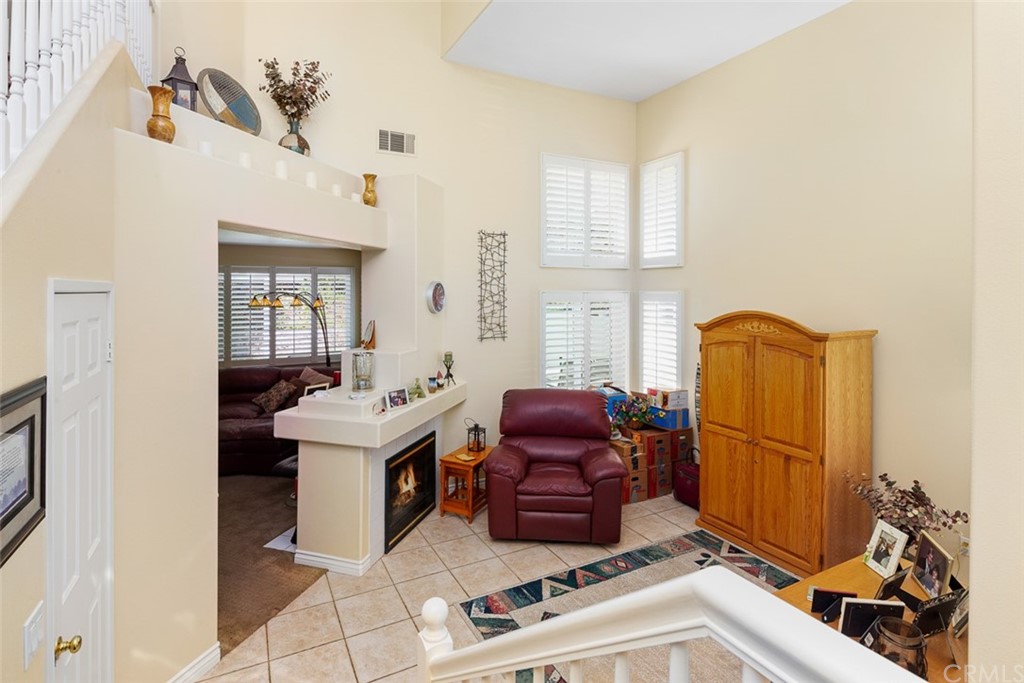 20 Wayfaire Rancho Santa Margarita, CA 92688 - Photo 6 of 43