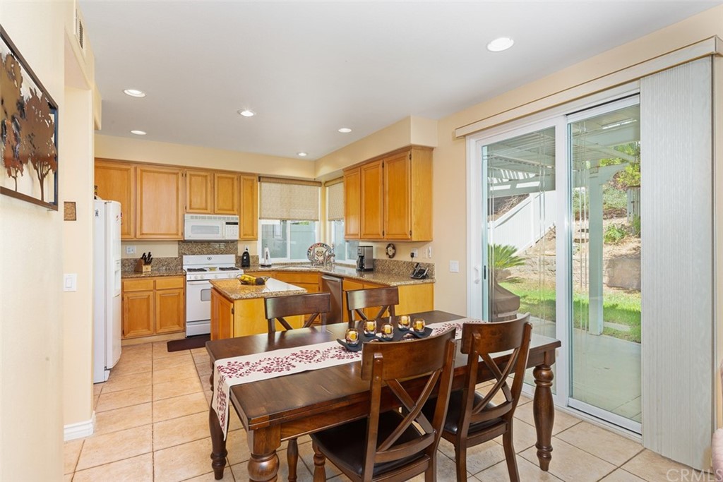 20 Wayfaire Rancho Santa Margarita, CA 92688 - Photo 10 of 43