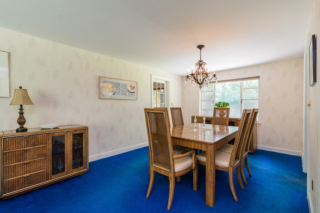 17 Lafayette Road Newton, MA 02462 - Photo 4 of 13