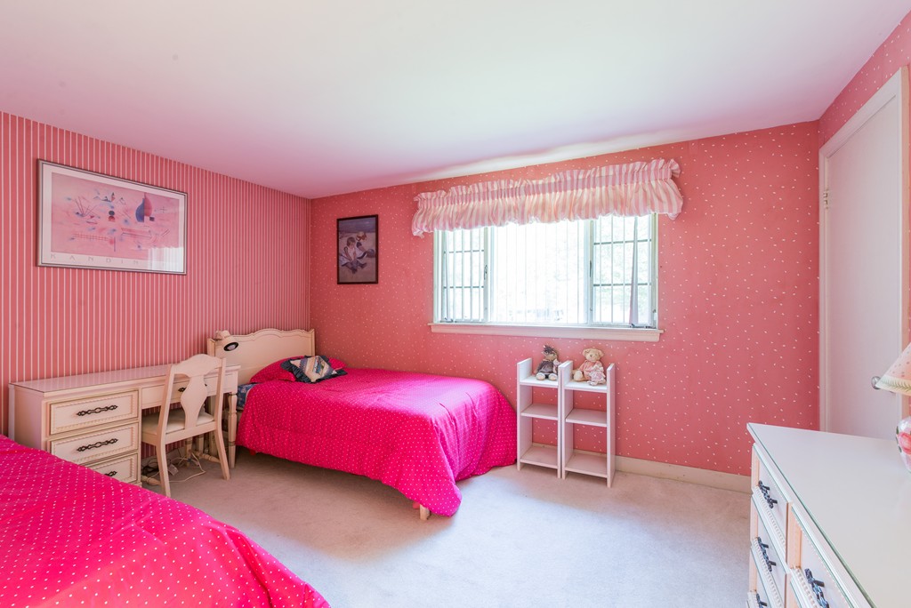 17 Lafayette Road Newton, MA 02462 - Photo 9 of 13