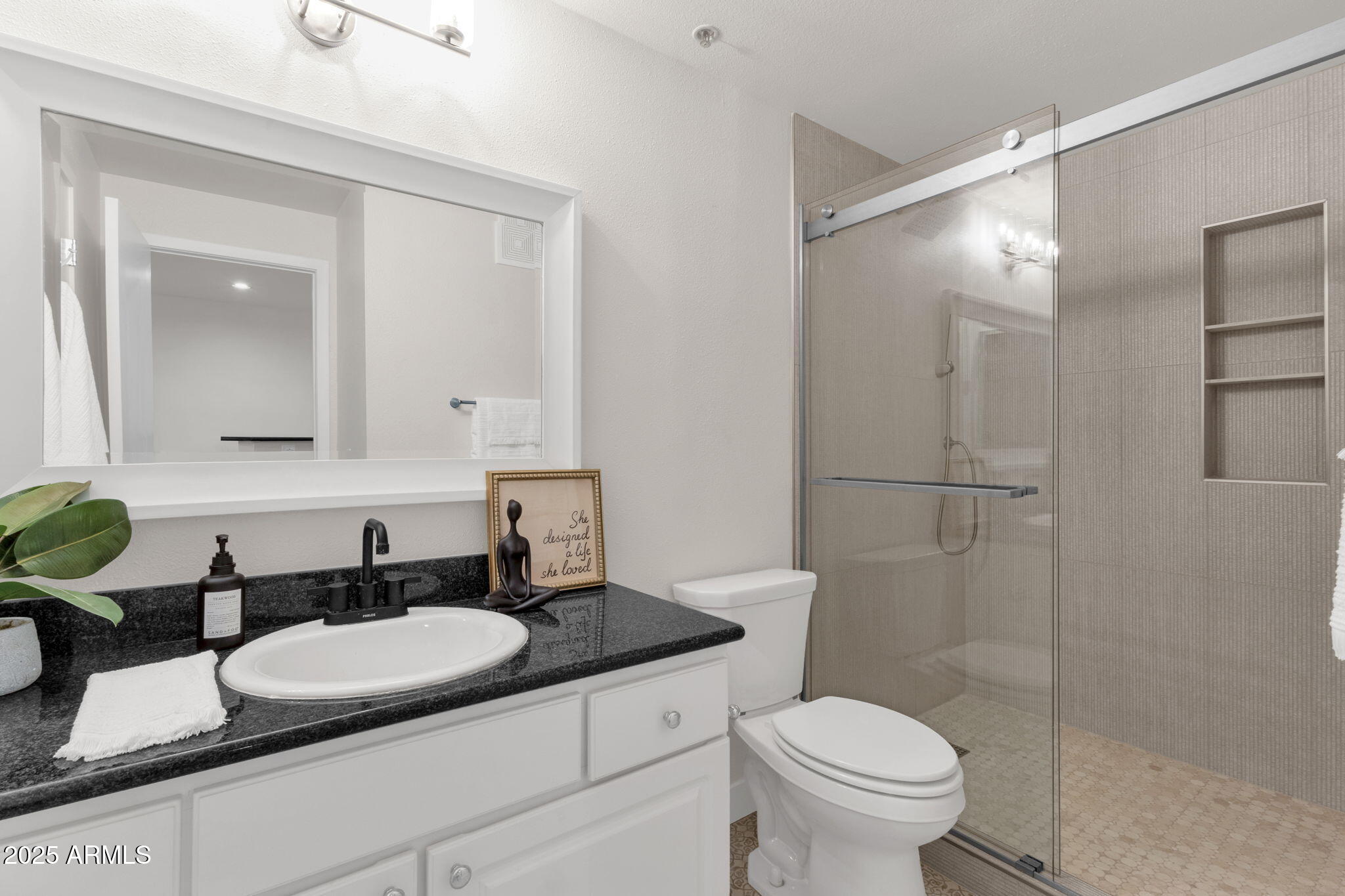 3633 North 3rd Avenue, Unit 1059 Phoenix, AZ 85013 - Photo 24 of 49 Remodeled Bathroom